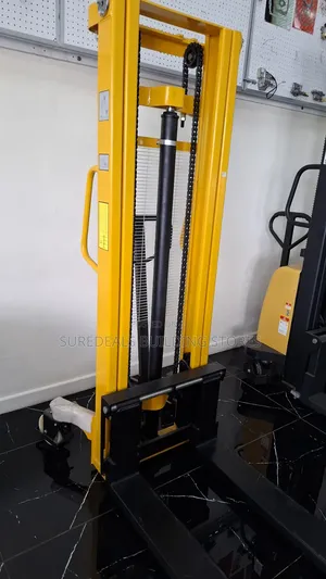 Hydralic Manual Stacker/Pallet Stacker-2t,1.6mtrs