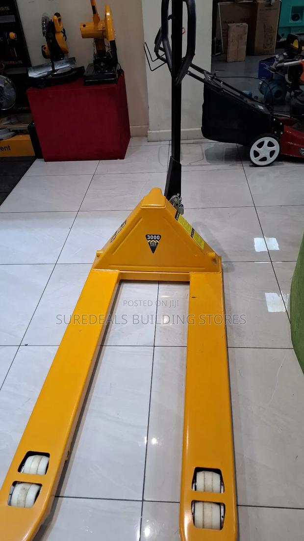 Hydralic Hand Pallet Trolley-3000kg. - thumbnail 3