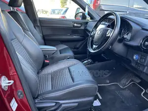 Toyota Corolla Fielder 2017