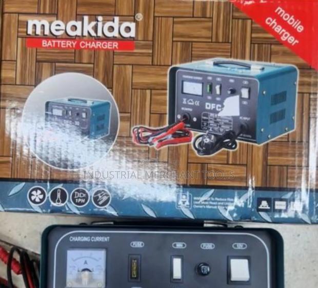 Durable Battery Charger - main view