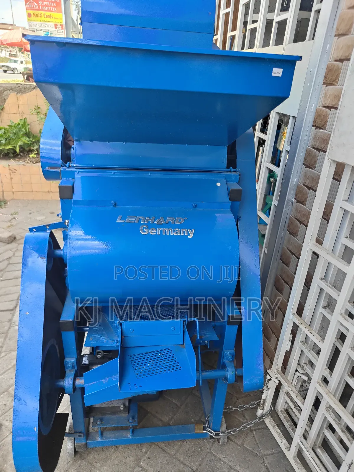 Peanut Sheller Machine With 1000kg/Hr.