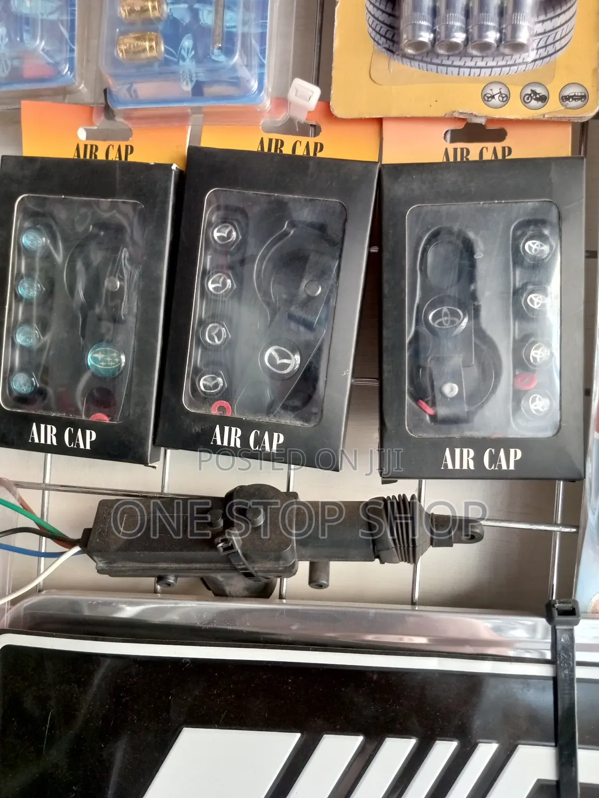 Black 4pcs Subaru, Toyota and Mazda Nozzle Valve Caps
