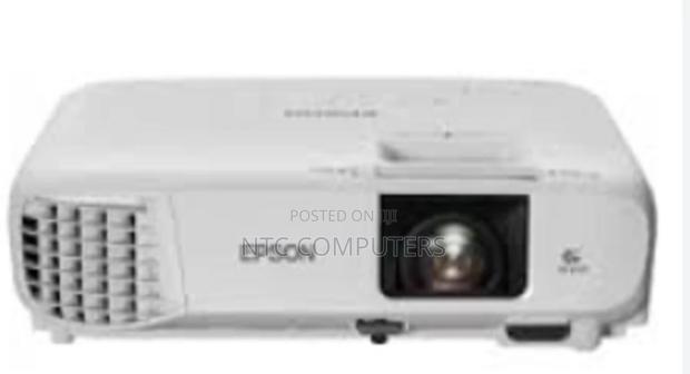 Epson Eb-Fh52 Projector 3lcd Technology, Full Hd, 1920 X 108