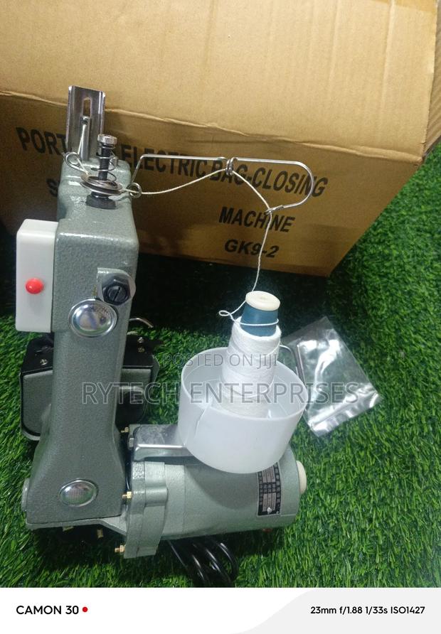 Electric Bag Closer - main view