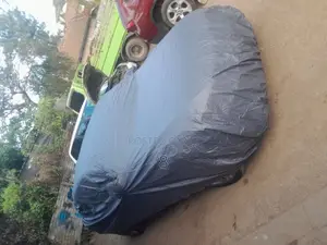 Heavy-Duty Outdoor Car Cover – Full Protection Against Eleme