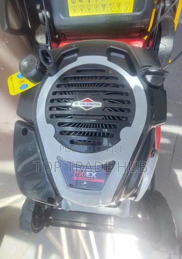 Briggs Stratton Self Propelled 21 Inch Lawnmower 161cc - thumbnail 3