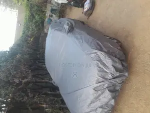 High-Quality Heavy-Duty Car Cover – Dustproof and Waterproof
