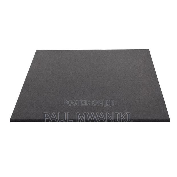 Gym Floor Tile - Rubber Heavy Duty Gym Flooring Mats - thumbnail 3