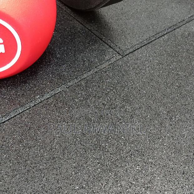 Gym Floor Tile - Rubber Heavy Duty Gym Flooring Mats - thumbnail 4