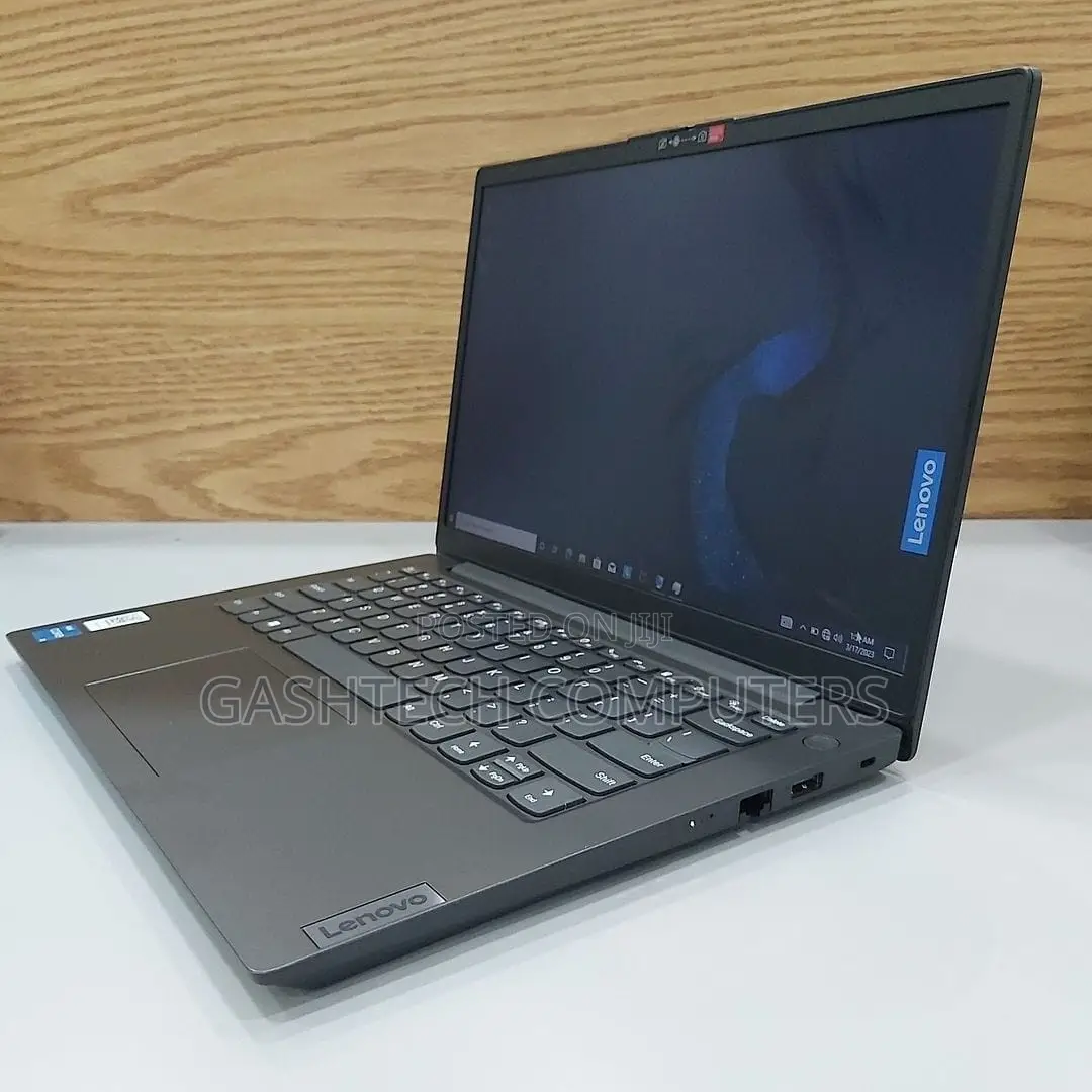 New Laptop Lenovo V14 G3 IAP 4GB Intel Core I3 SSD 256GB