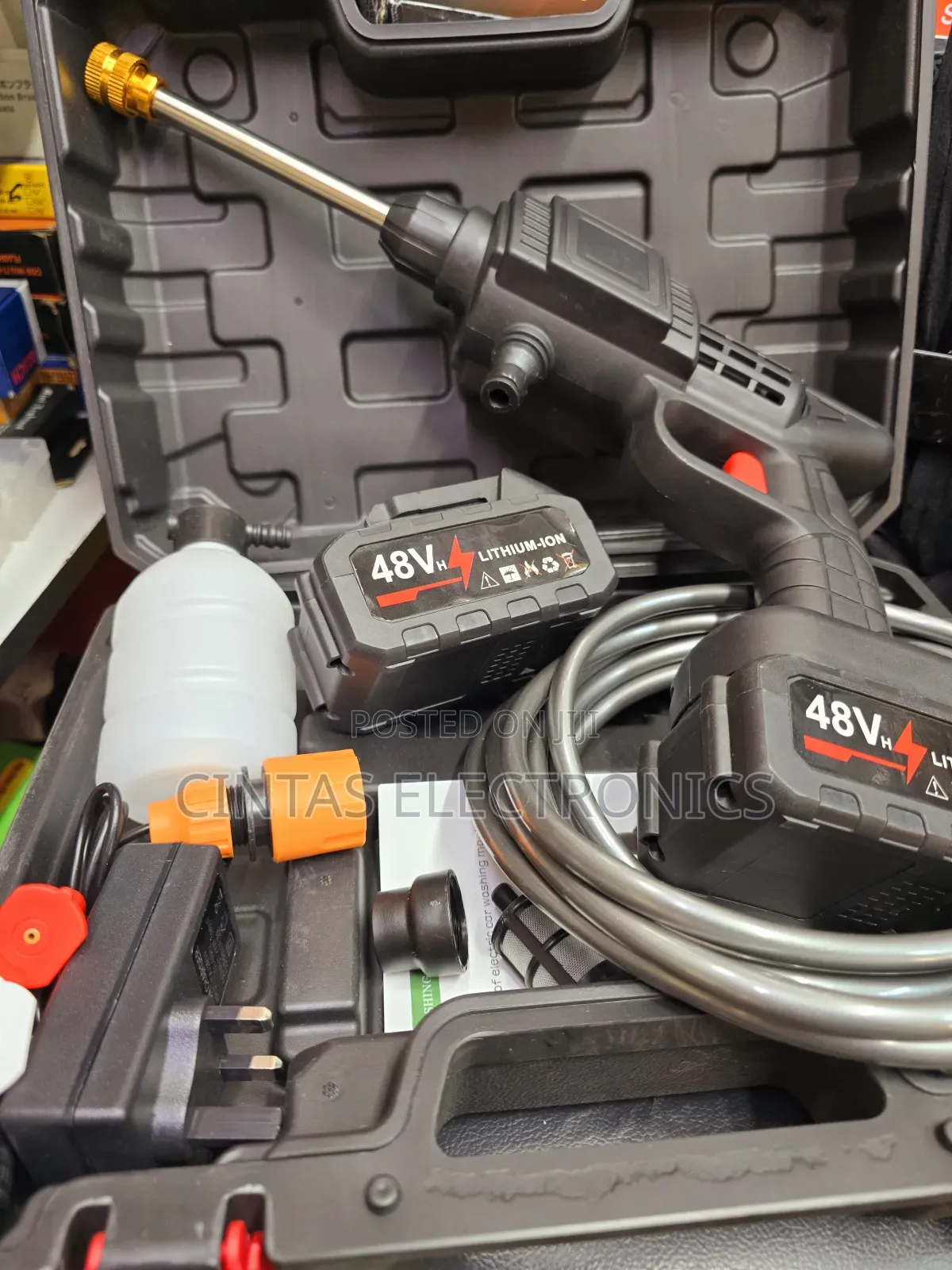 Cordless Pressure Washer
