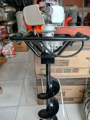 4 Stroke Earth Auger Machine