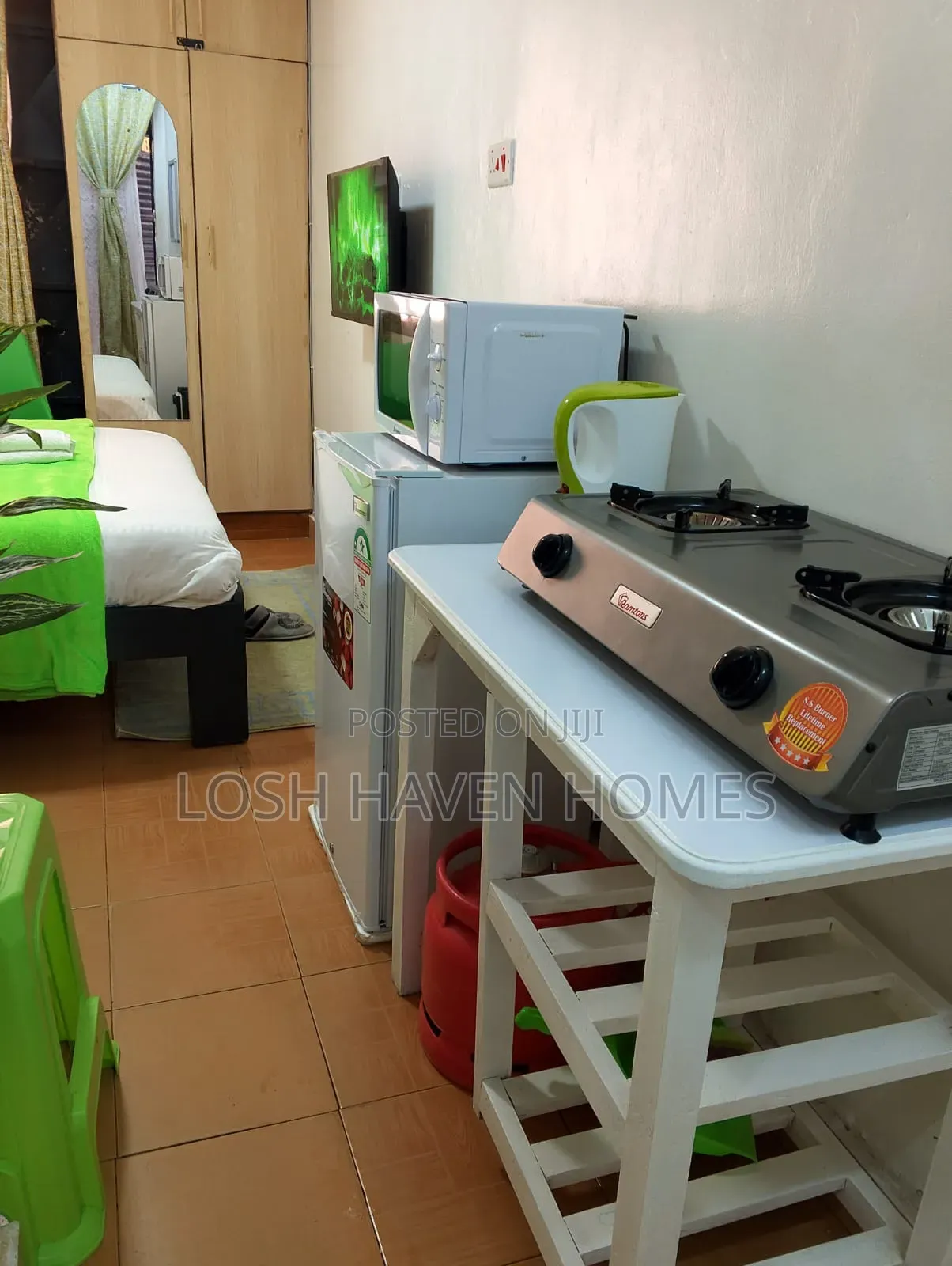 Elegant Lantern Green Studio Airbnb Along Thika Road (TRM)