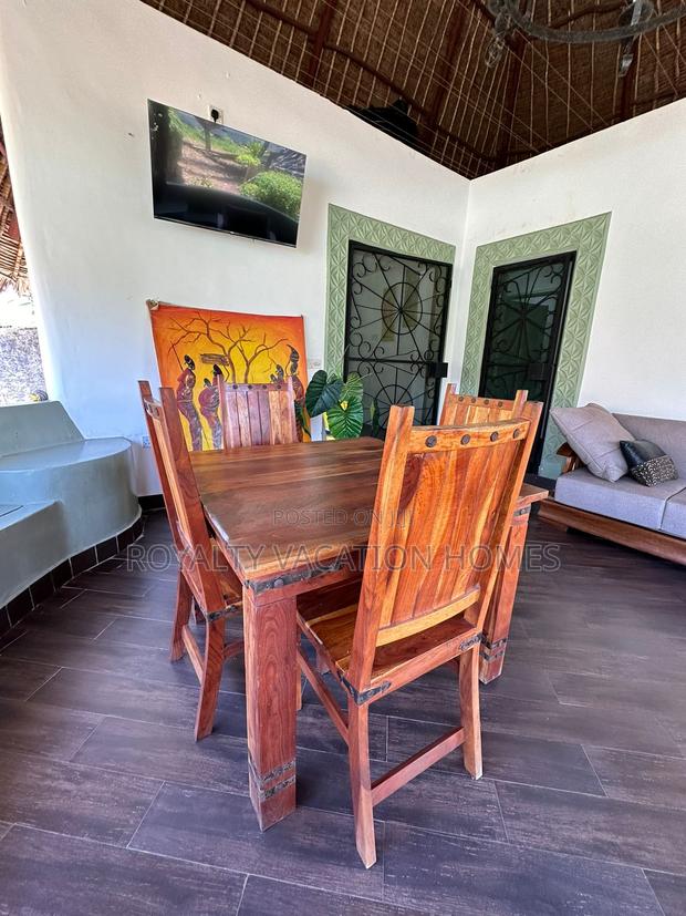 2br Holiday Cottage in Diani Beach: With a Swimming Pool - thumbnail 14