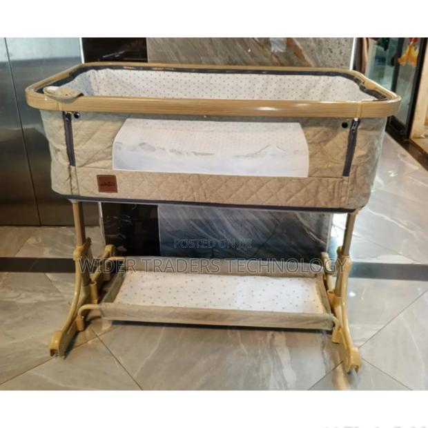 Baby Co-Sleeper Bed - main view