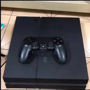 Sony Playstation 4 – Game, Stream, Connect