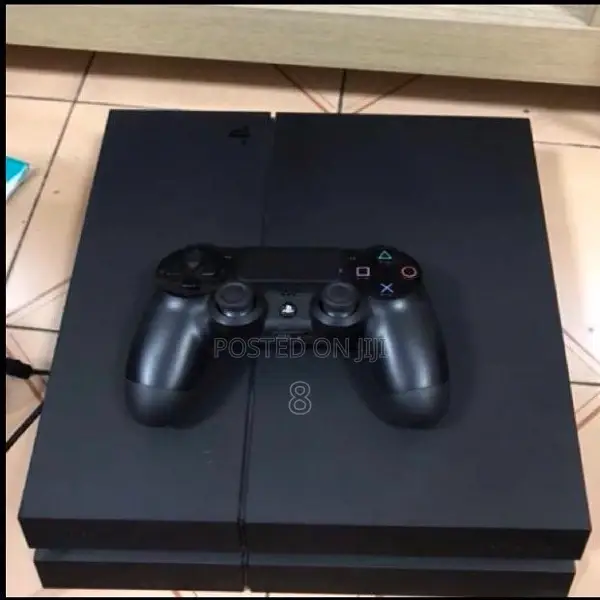 Sony Playstation 4 – Game, Stream, Connect