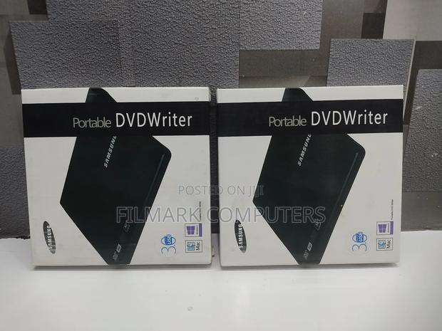 Samsung Portable Slim External Dvdwriter - thumbnail 2