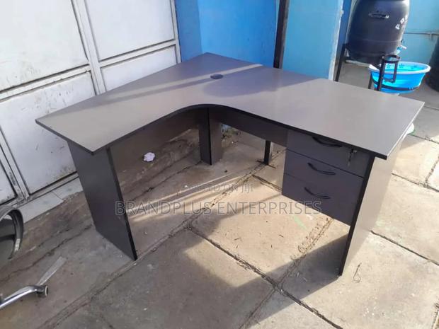1.2m*1.2m Gray L Shaped Desk - main view