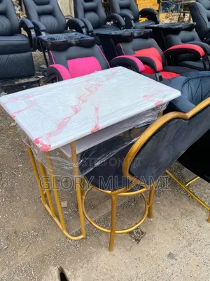 Marble Pink Manicure Table and Chair
