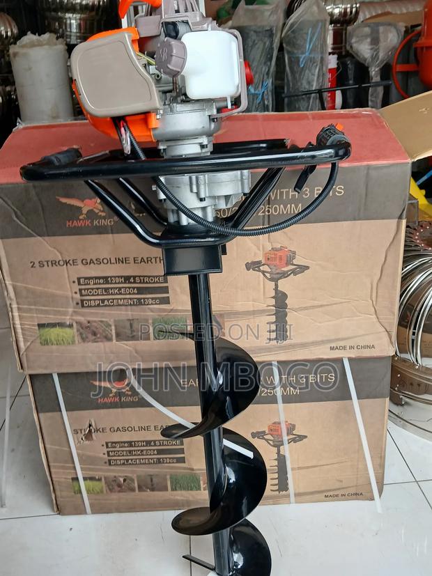 Earth Auger Machine.4 Stroke