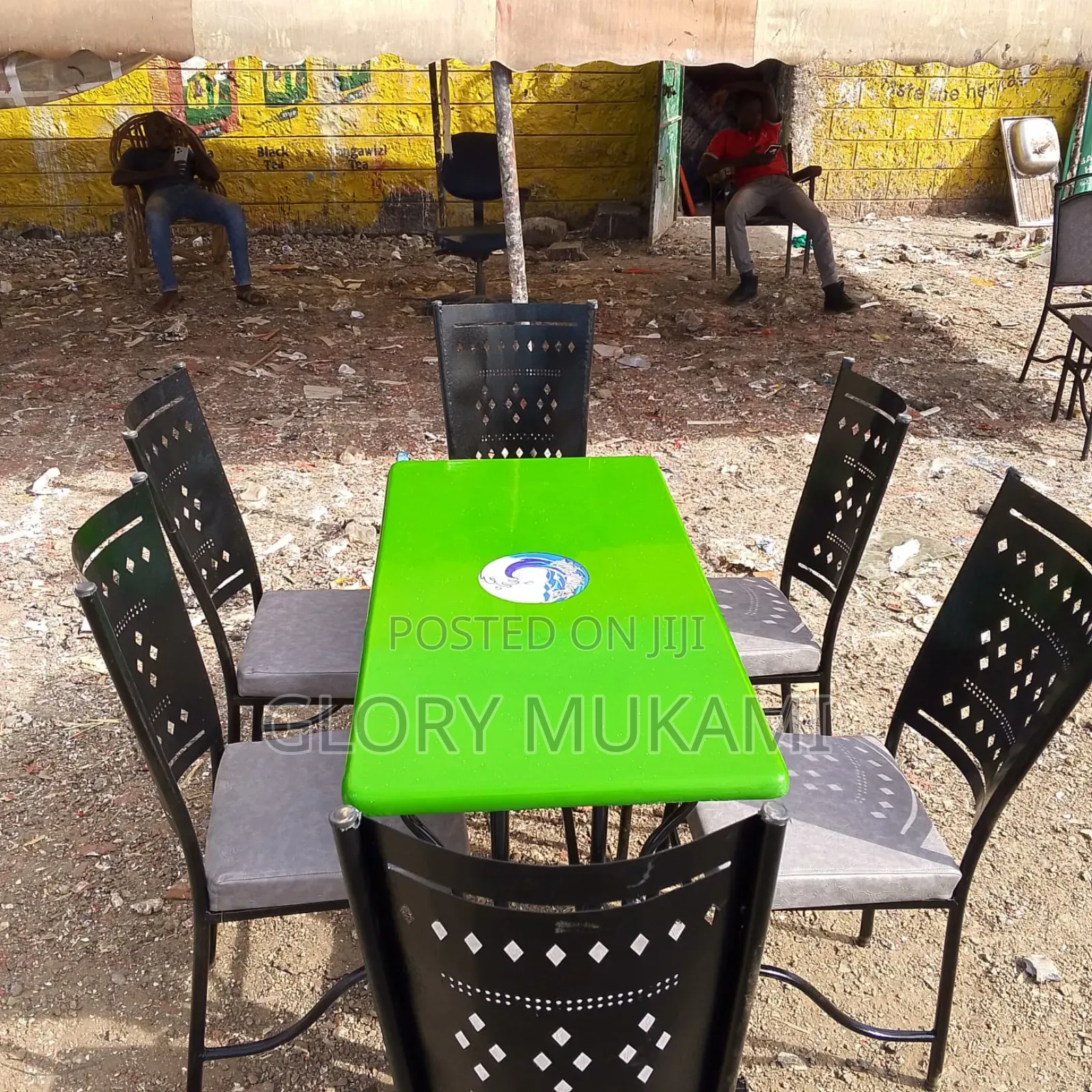 Green Restaurants Table Set
