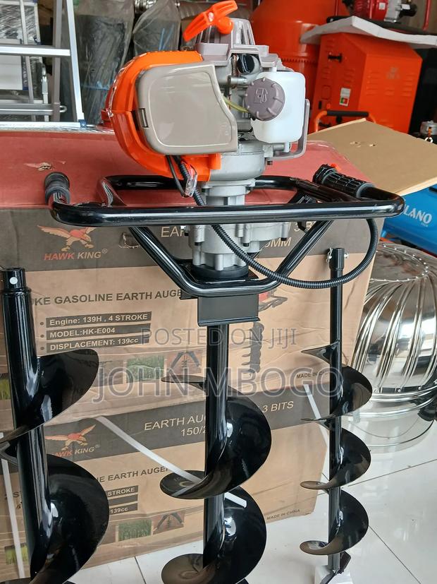 4-Stroke Earth Auger - main view