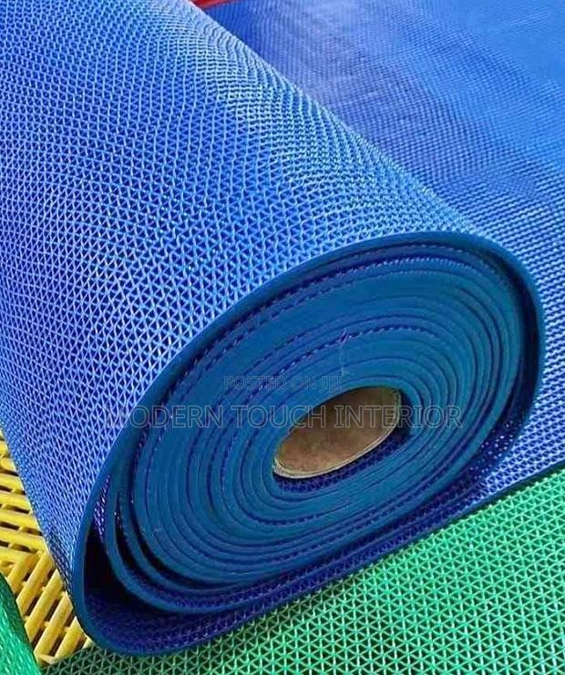 PVC Perforated Floor Mat