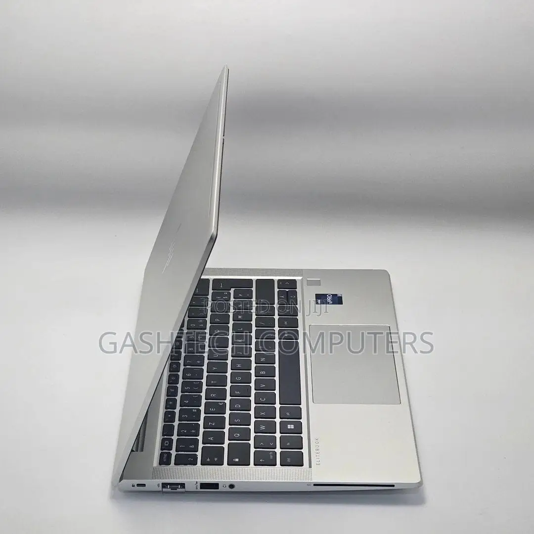 New Laptop HP 630 8GB Intel Core I5 SSD 512GB