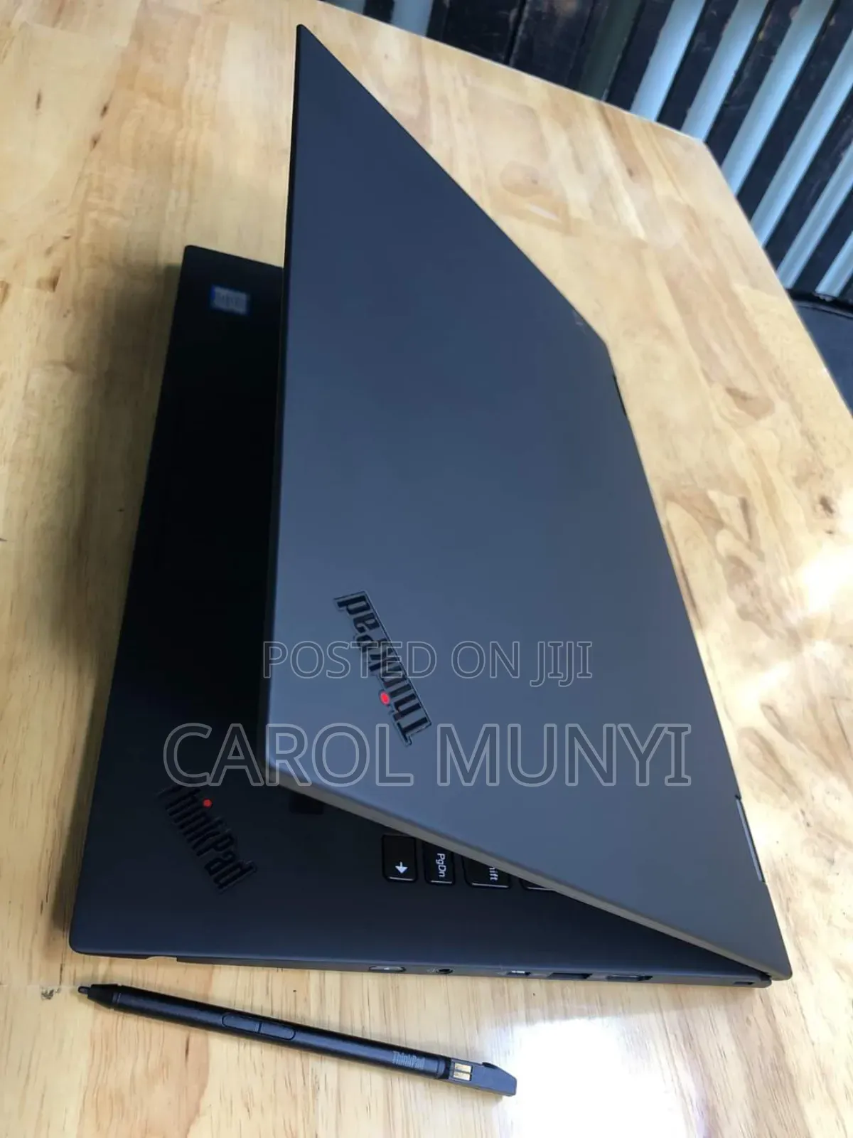 New Laptop Lenovo ThinkPad Yoga 8GB Intel Core I7 SSD 256GB