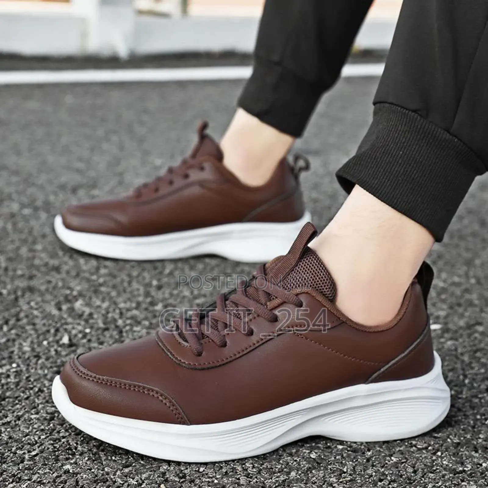 *Unisex Classic Sneakers *
*Colours: Coffee, Black*