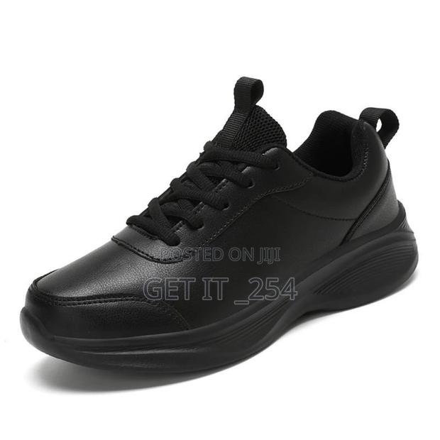 *Unisex Classic Sneakers **Colours: Coffee, Black* - thumbnail 5