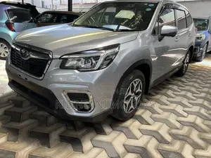 Subaru Forester 2018 Silver