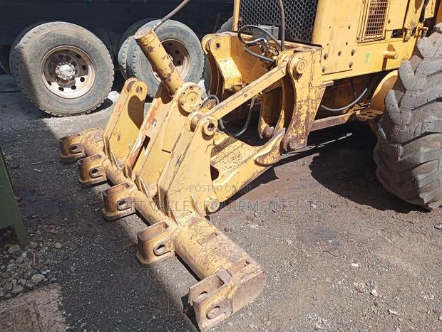 Cat 140g Motor Grader - thumbnail 10