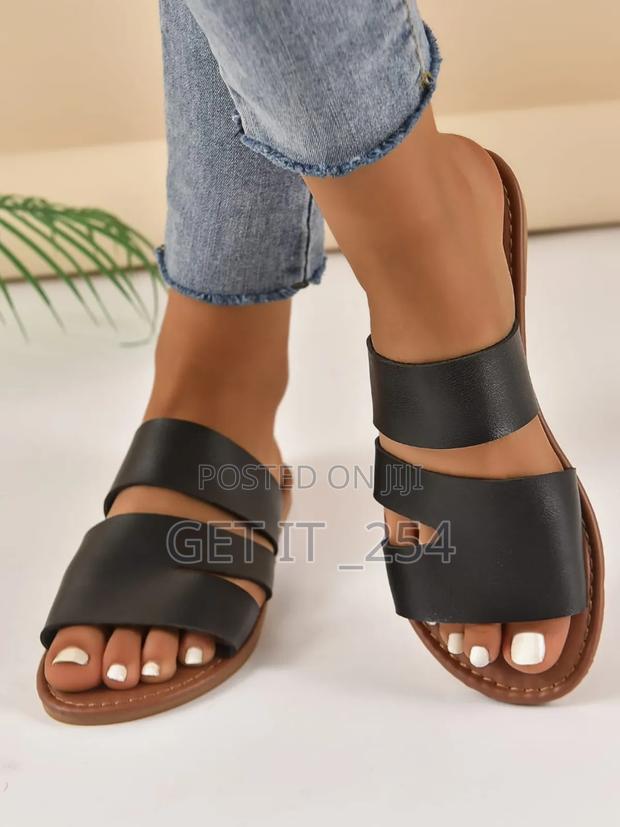 Ladies Leather Sandals - thumbnail 5