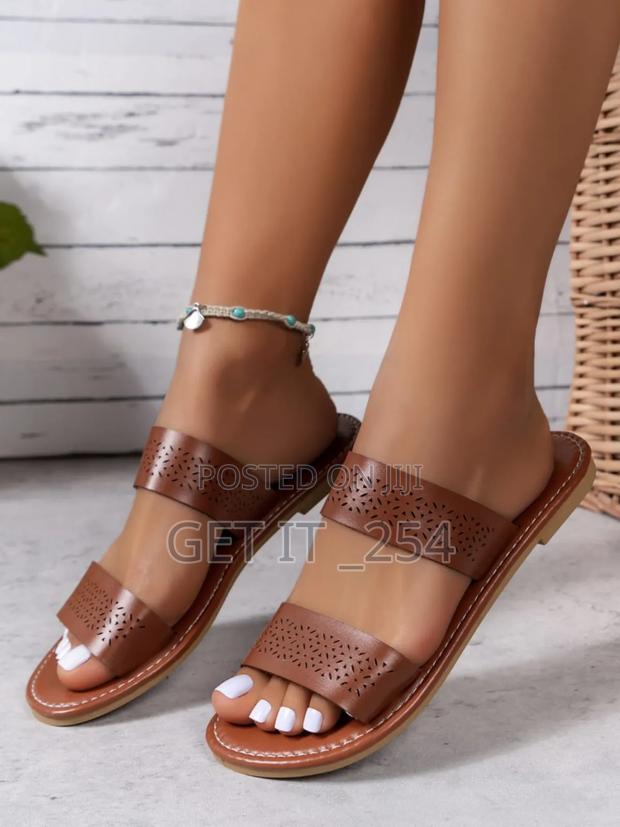 *Ladies Leather Sandals * *Sizes 41,42* R - thumbnail 2