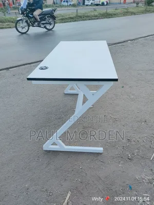 Computer Table With Metallic Stands 120cm