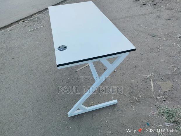Computer Table With Metallic Stands 120cm - thumbnail 2