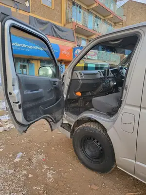 Toyota HiAce 2008 Silver