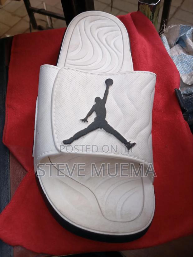 Slides Shoes - thumbnail 5