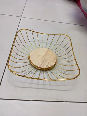 Golden Fruit Basket/Metal Fruit Basket