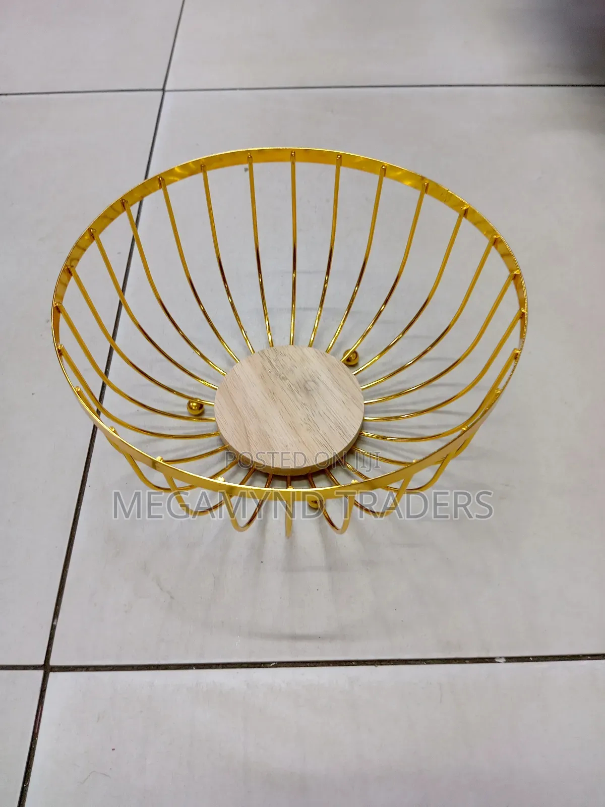 Golden Fruit Basket/Metal Fruit Basket