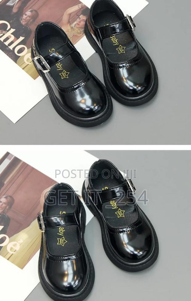*Kids Wetlook Flat Shoes*
*Sizes :21,22,23, - main view