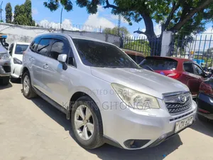 Subaru Forester 2013 Silver