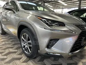 Lexus NX 2018 Gold