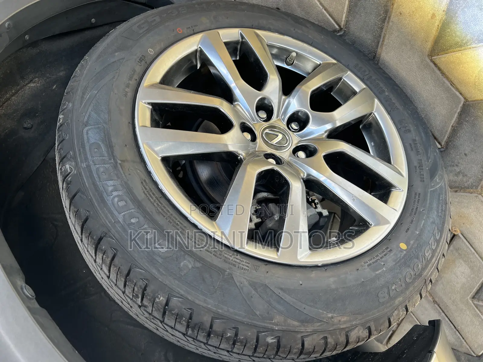 Lexus NX 2018 Gold