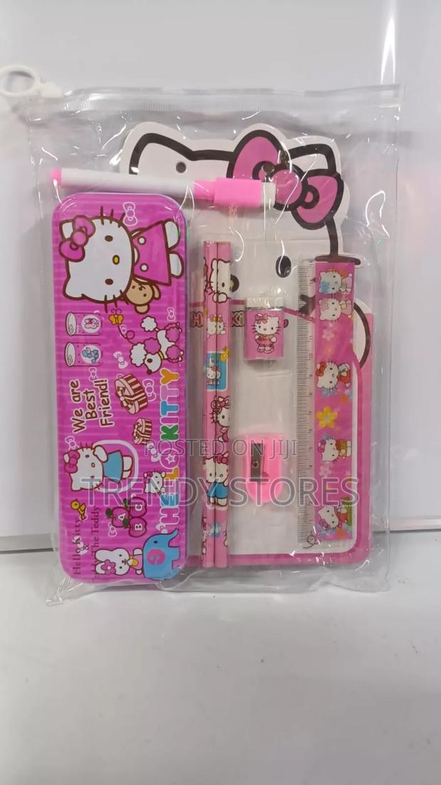 Hello Kitty Stationery Set - main view