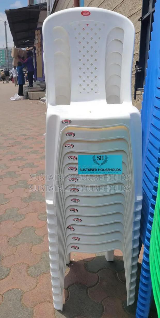 Acme Plastic Chairs Plastic Chairs With Strong Legs - main view