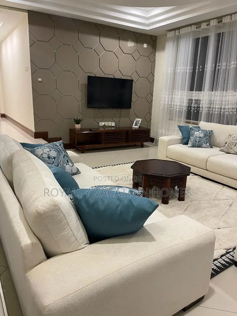 4 Bedroom Holiday Apartment in Mombasa Near Nyali Beach