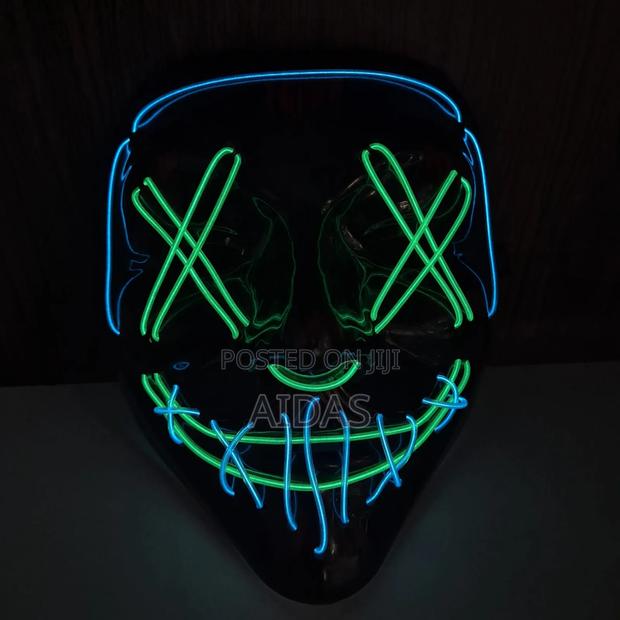 Led Light Up Party Mask - thumbnail 3
